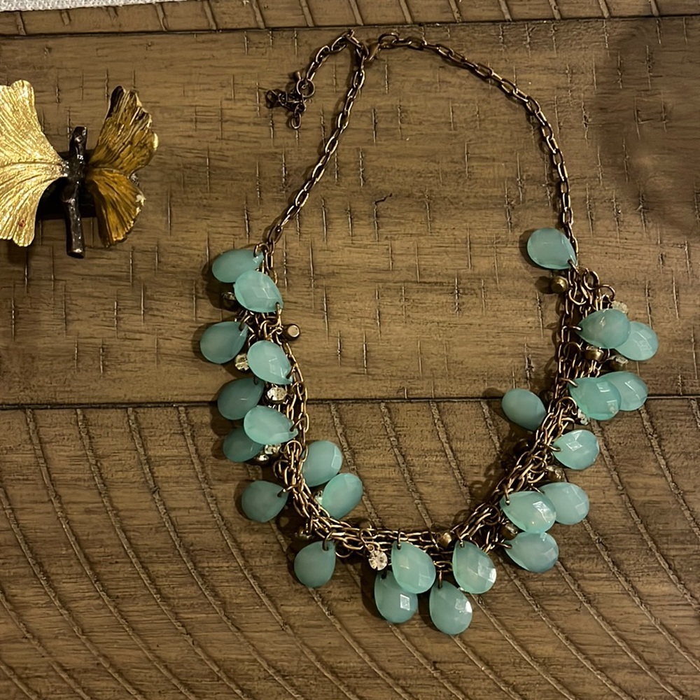 Women gold and turquoise statement chain necklace